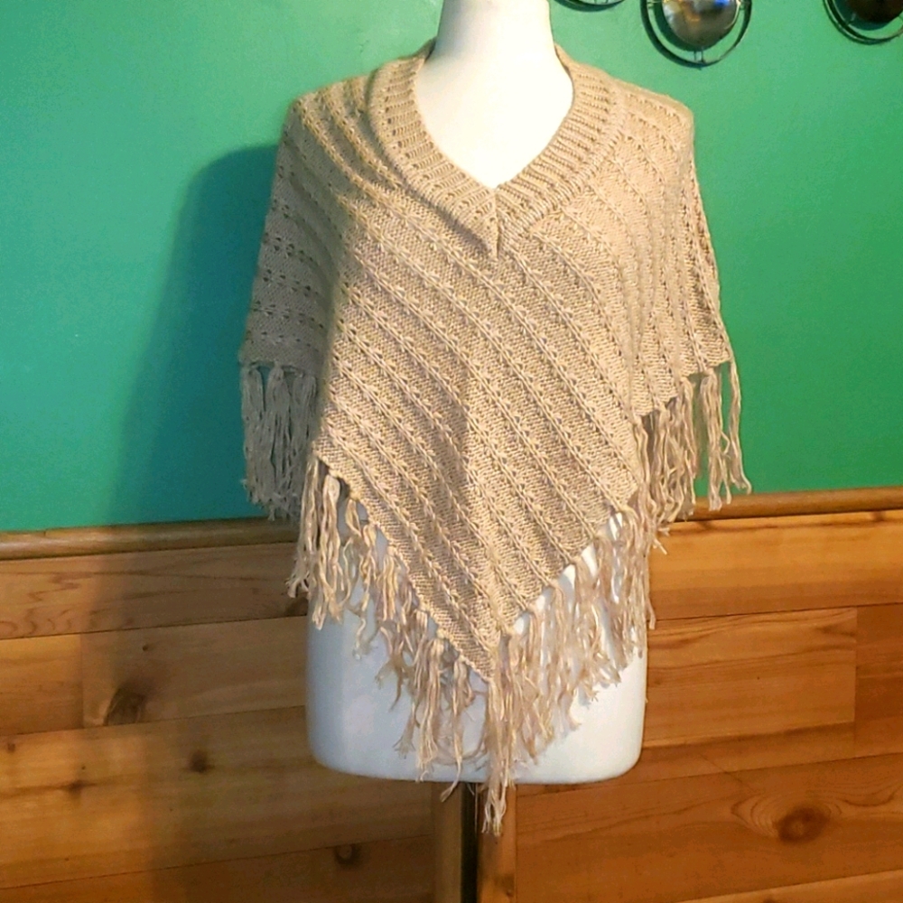 52 weekends poncho